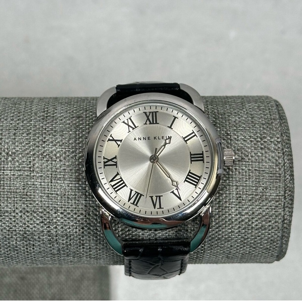 NWOT Anne Klein Watch Womens 41mm Silver Tone Snakeskin Band Modern